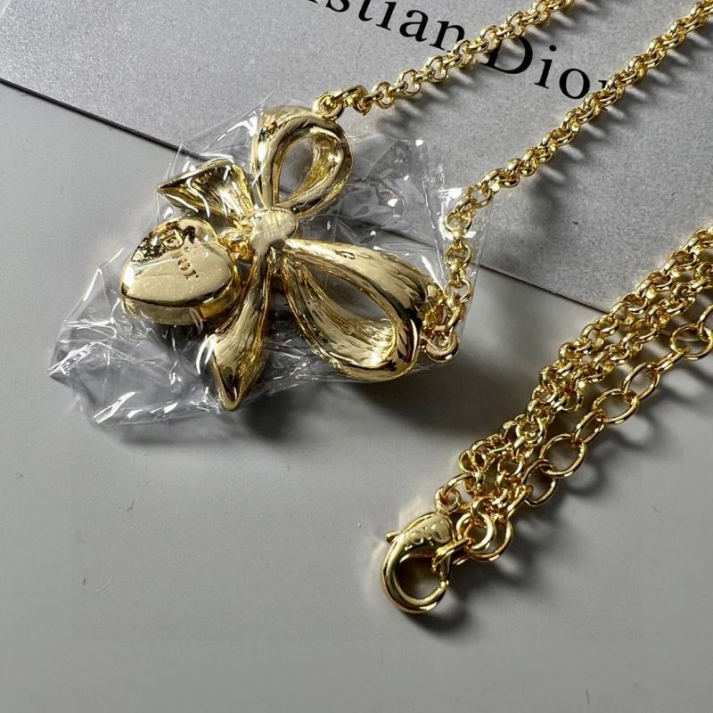 ch**an D*or necklaces